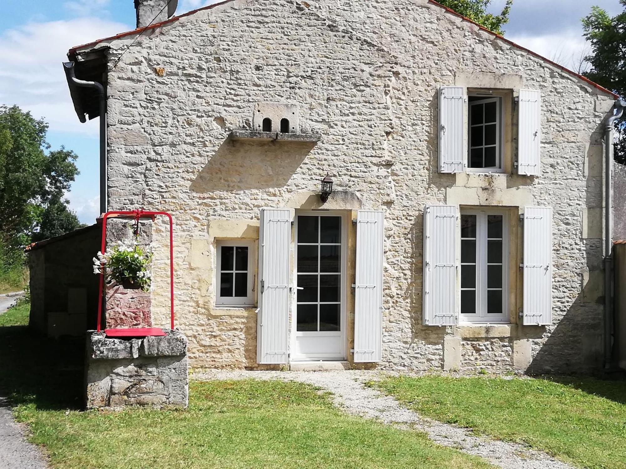 La Petite Maison Matha Экстерьер фото